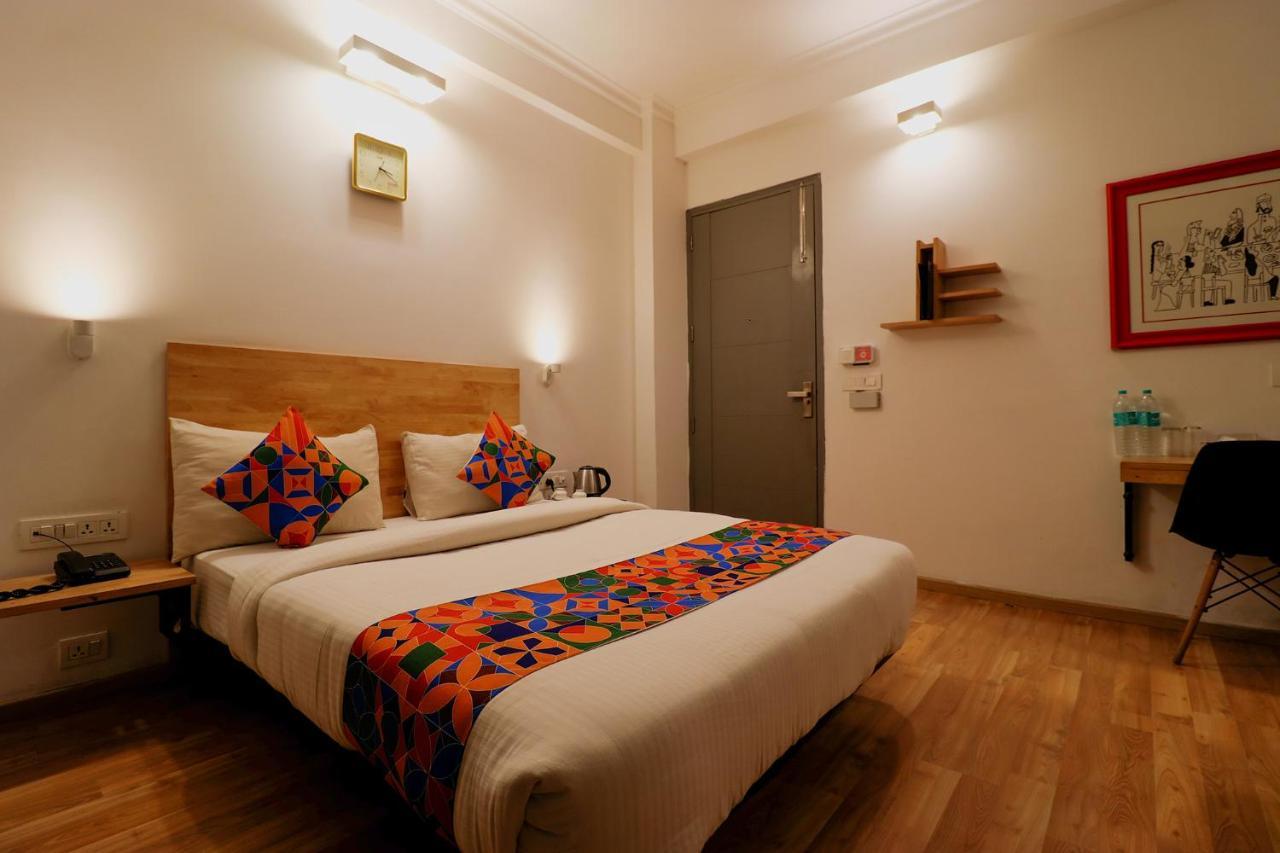 Fabhotel The Glory Gurgaon Bagian luar foto