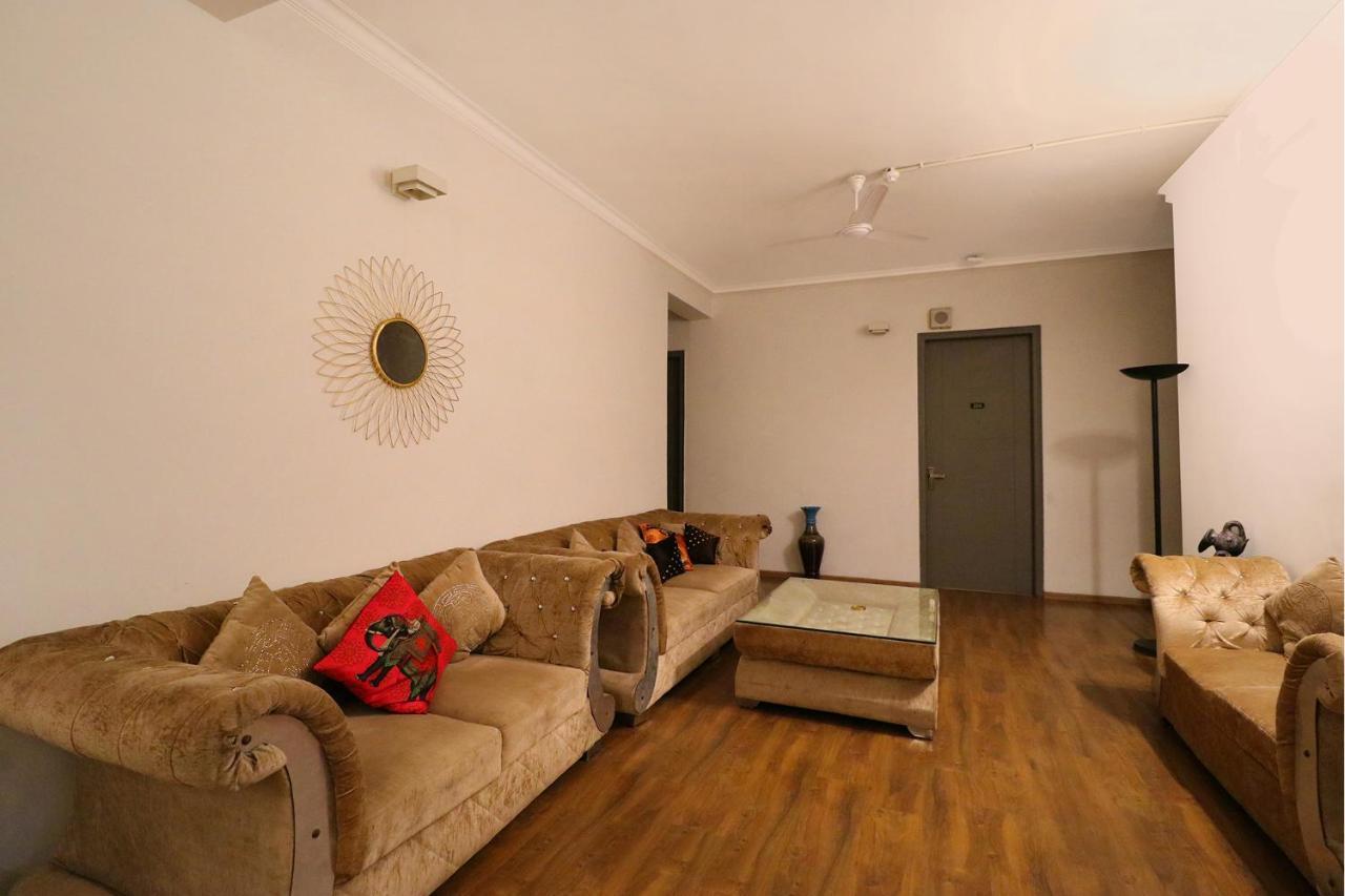 Fabhotel The Glory Gurgaon Bagian luar foto