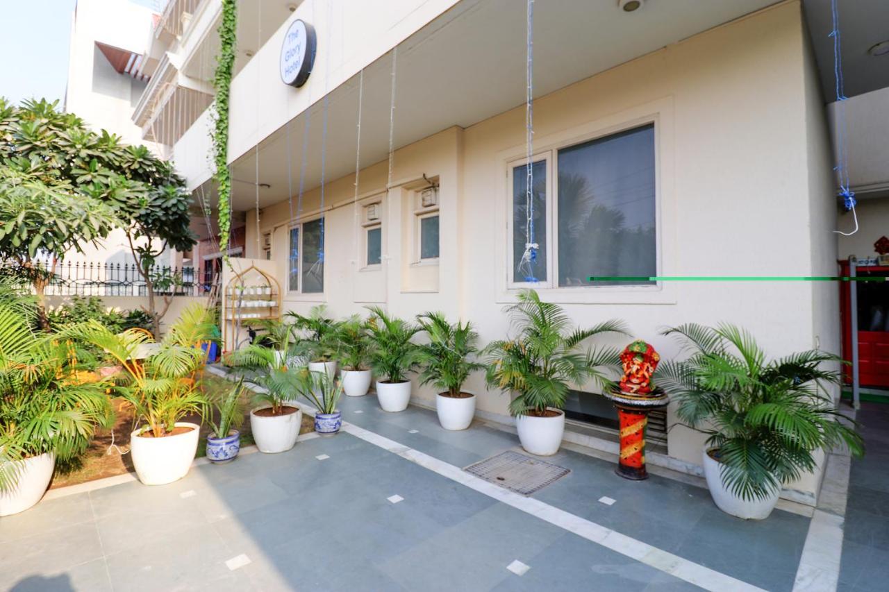Fabhotel The Glory Gurgaon Bagian luar foto